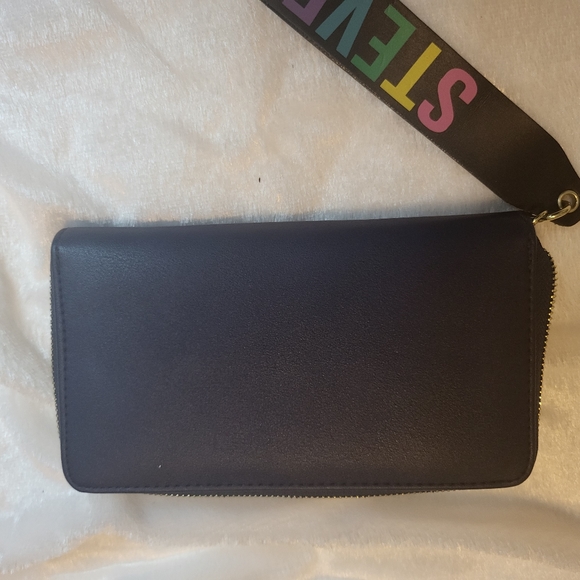 Steve Madden - Navy Blue and Pink Wallet, 8x5x1 - Picture 7 of 11